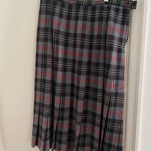 Vintage Pendleton plaid midi skirt hunting macpherson tartan